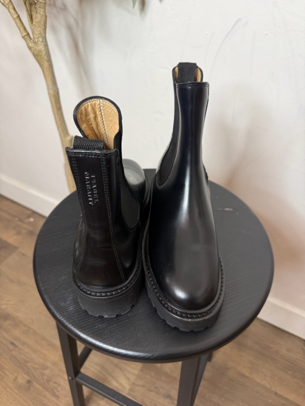 Isabel Marant Black Leather Chelsea Lug Sole Ankle Boots- Size 36 / 5.5 - Picture 6 of 9